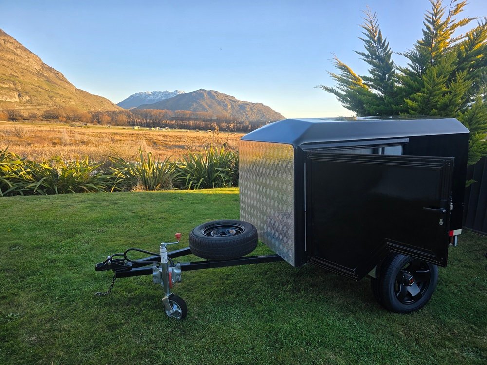 trailer-2-front